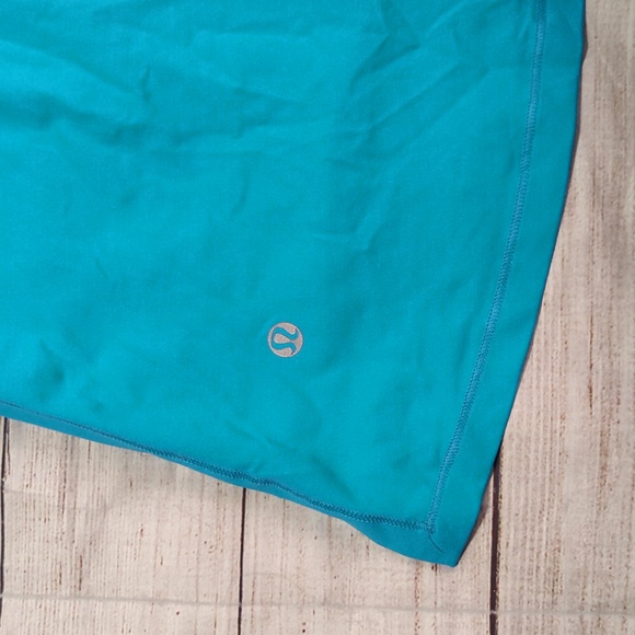 Lululemon Size 4 Track & Train Tank Top - Picture 3 of 4